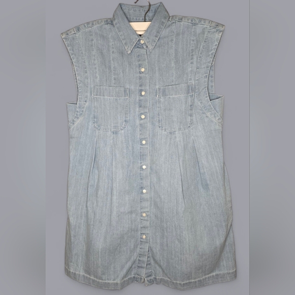 Banana Republic Dresses & Skirts - Banana Republic Sleeveless Denim Shirt - Size M, Oversized Fit NWT